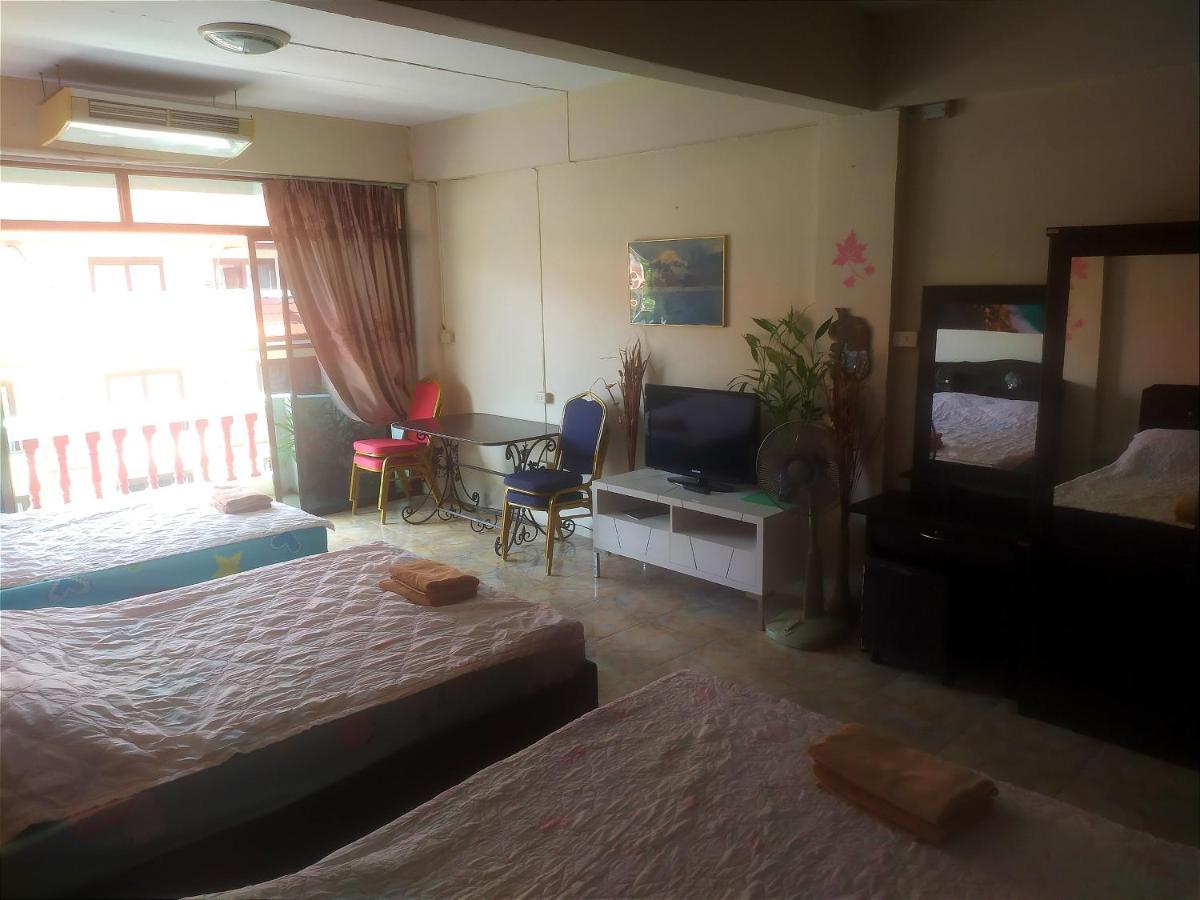 Hotel Sv. House Jomtien Beach Zewnętrze zdjęcie