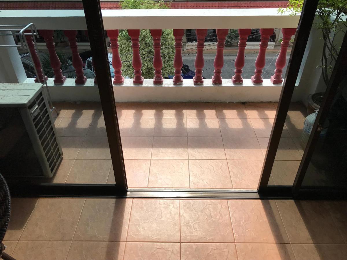 Hotel Sv. House Jomtien Beach Zewnętrze zdjęcie